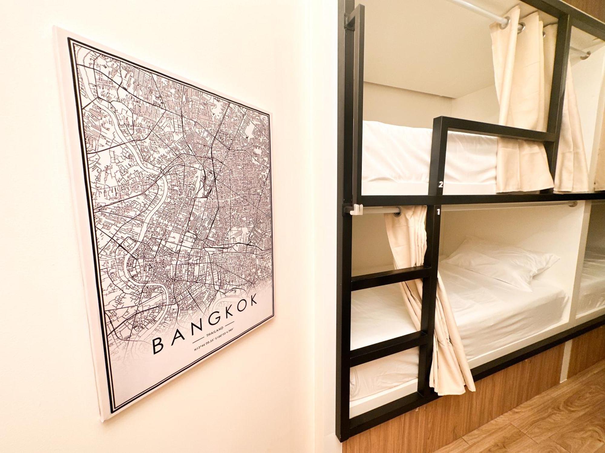 Bangkok Neighborhood Hostel Bagian luar foto